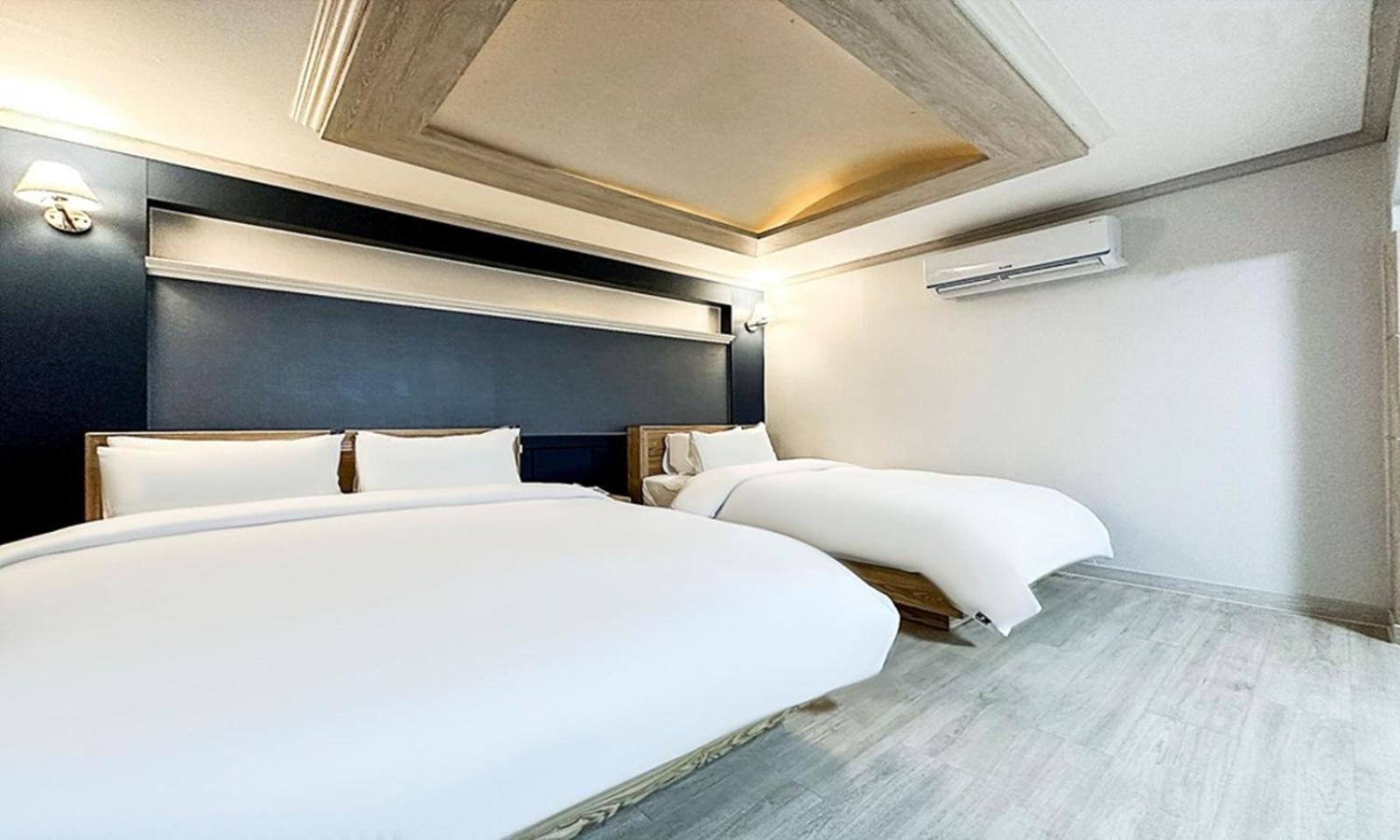 Gumi Time Hotel Екстер'єр фото