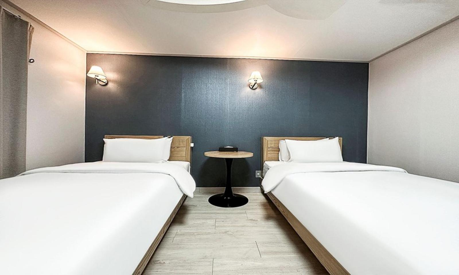 Gumi Time Hotel Екстер'єр фото